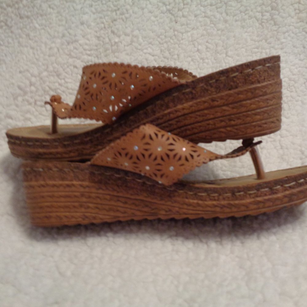 GC Good Choice Women's Wedge Sandals Size 8 - Picture 8 of 11